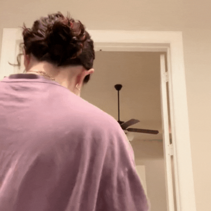 Best hair tie elastics and scrunchie hair accessories for snag-free, pull-free, rip-free, hair. Smooth, effortless hair ties and hair scrunchies for athletes, active moms, fitness, & sports. Best Hair Accessories for Short Hair - Buckle Scrunchies