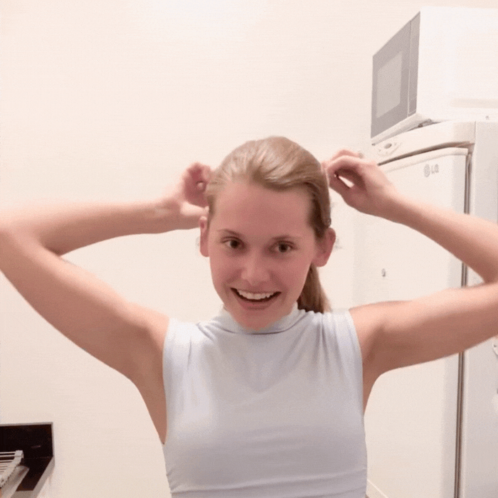 Best hair tie elastics and scrunchie hair accessories for snag-free, pull-free, rip-free, hair. Smooth, effortless hair ties and hair scrunchies for athletes, active moms, fitness, & sports. Best Hair Accessories for Straight Hair - Buckle Scrunchies