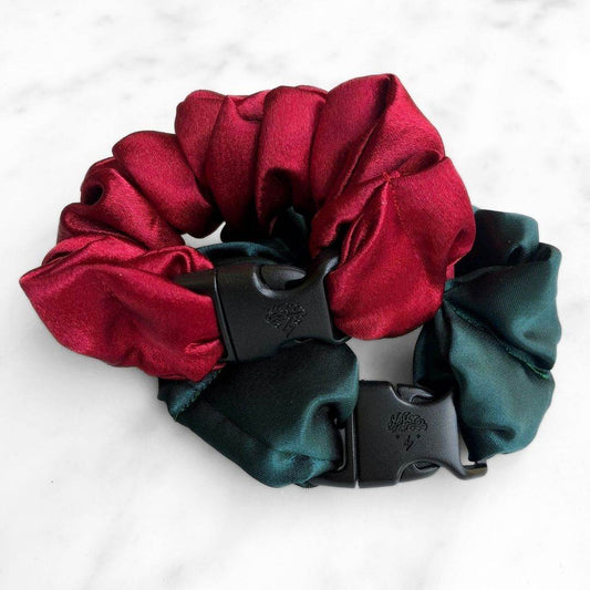 Best hair tie elastics and scrunchie hair accessories for snag-free, pull-free, rip-free, hair. Smooth, effortless hair ties and hair scrunchies for athletes, active moms, fitness, & sports. Holly Duo - 2-Pack Christmas Holiday Buckle Scrunchies - No Snagging, No Tangles