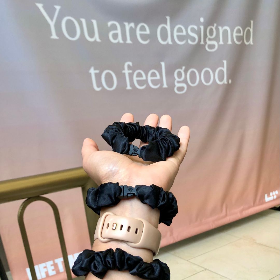 Best hair tie elastics and scrunchie hair accessories for snag-free, pull-free, rip-free, hair. Smooth, effortless hair ties and hair scrunchies for athletes, active moms, fitness, & sports. MINI 3-Pack Neutral Buckle Scrunchies Bundle - No Snagging, No Tangles