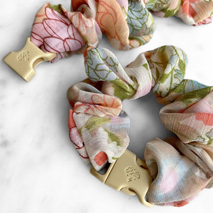 Best zero tangle no pull hair tie elastics and scrunchie hair accessories for snag-free, pull-free, rip-free, hair. Smooth, effortless hair ties and hair scrunchies for athletes, active moms, fitness, & sports. Wildflower Field Floral Chiffon Buckle Scrunchie - No Snagging, No Tangles