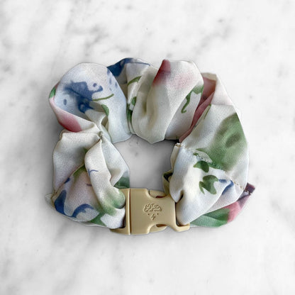Best zero tangle no pull hair tie elastics and scrunchie hair accessories for snag-free, pull-free, rip-free, hair. Smooth, effortless hair ties and hair scrunchies for athletes, active moms, fitness, & sports. Sunday Bonnet Floral Chiffon Buckle Scrunchie - No Snagging, No Tangles