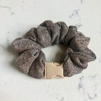Best zero tangle no pull hair tie elastics and scrunchie hair accessories for snag-free, pull-free, rip-free, hair. Smooth, effortless hair ties and hair scrunchies for athletes, active moms, fitness, & sports. Champagne Glitter Buckle Scrunchie - No Snagging, No Tangles