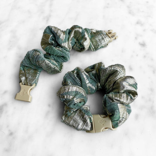 Best zero tangle no pull hair tie elastics and scrunchie hair accessories for snag-free, pull-free, rip-free, hair. Smooth, effortless hair ties and hair scrunchies for athletes, active moms, fitness, & sports. Gilded Sage Buckle Scrunchie - No Snagging, No Tangles Gilded Sage Recycled Plissé