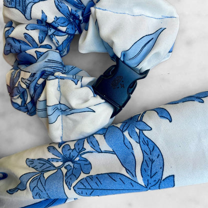Blue Magnolia jumbo Buckle Scrunchie with its quick-release buckle