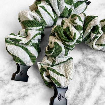 Leafy Green Buckle Scrunchie, snag-free summer colorway