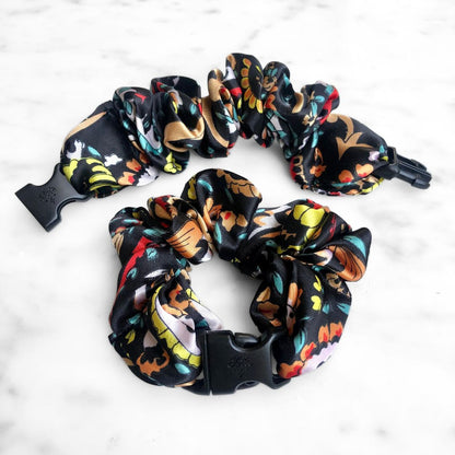 Mariposa Paisley Buckle Scrunchie with its quick-release buckle