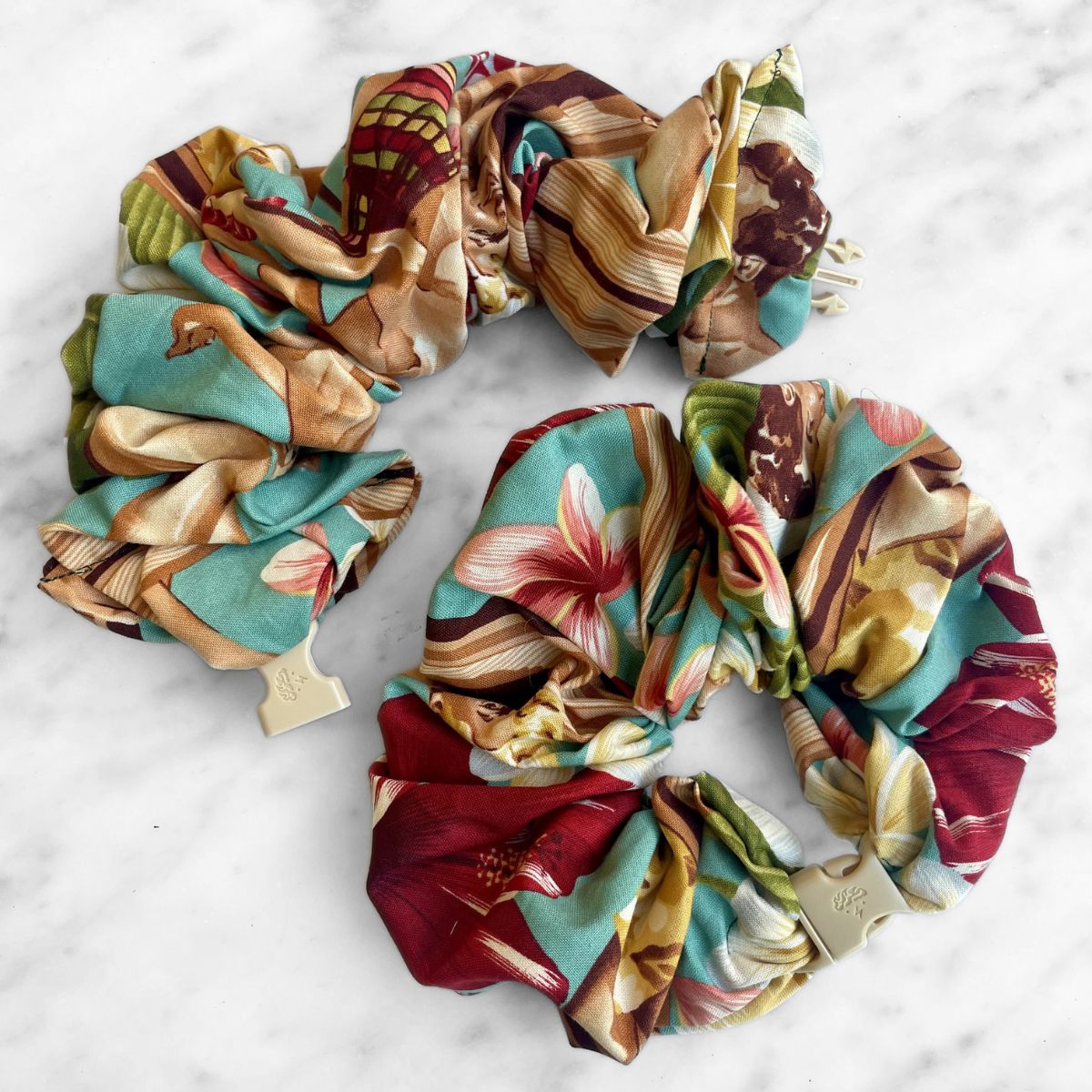 Extra jumbo Buckle Scrunchie in a blue vintage surfer print