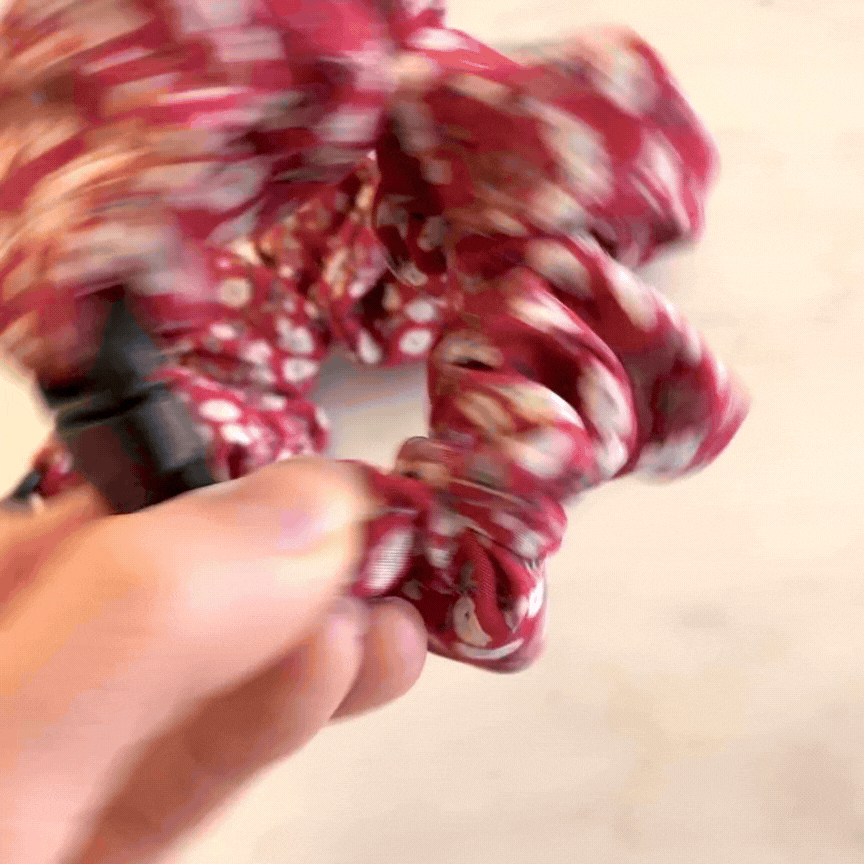 Best hair tie elastics and scrunchie hair accessories for snag-free, pull-free, rip-free, hair. Smooth, effortless hair ties and hair scrunchies for athletes, active moms, fitness, & sports. Ruby Bloom Buckle Scrunchie - No Snagging, No Tangles